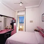 מלון Ida